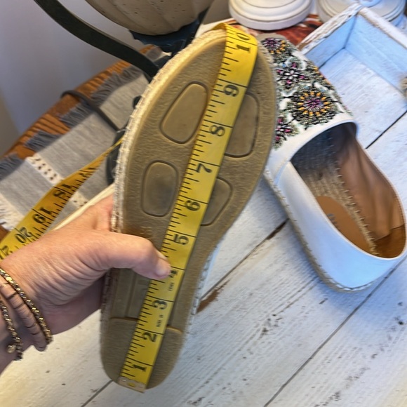 Miu Miu Embroidered Canvas Espadrilles Sz 8 EUC with dustbags and box - Picture 10 of 14